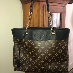 Authentic Louis Vuitton Noir Pallas Shopper